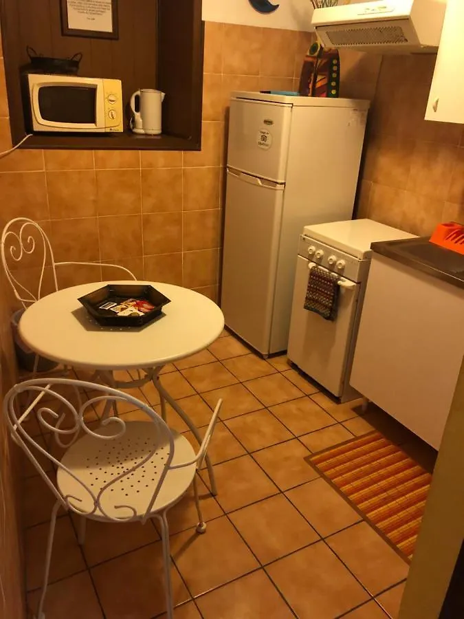 Casa Benedettini Tourist Apartment In Sicily カターニア