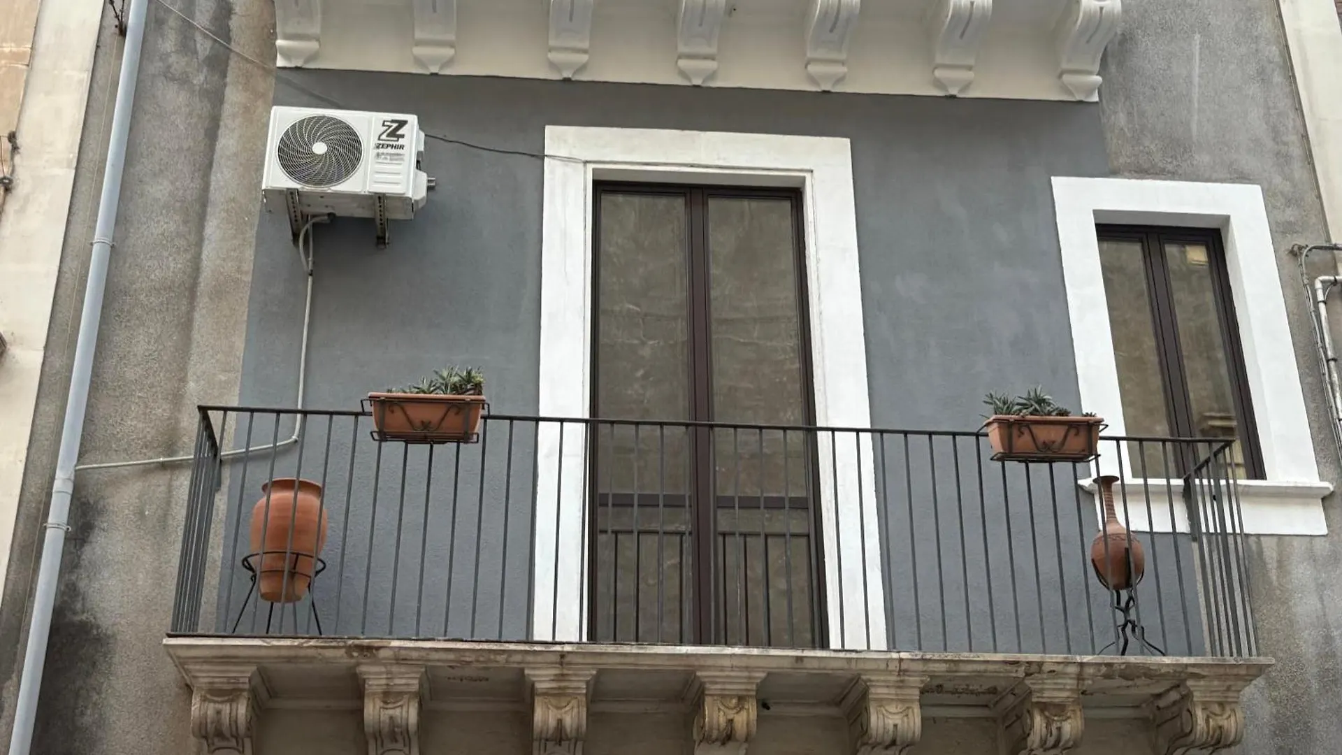 Casa Benedettini Tourist Apartment In Sicily カターニア